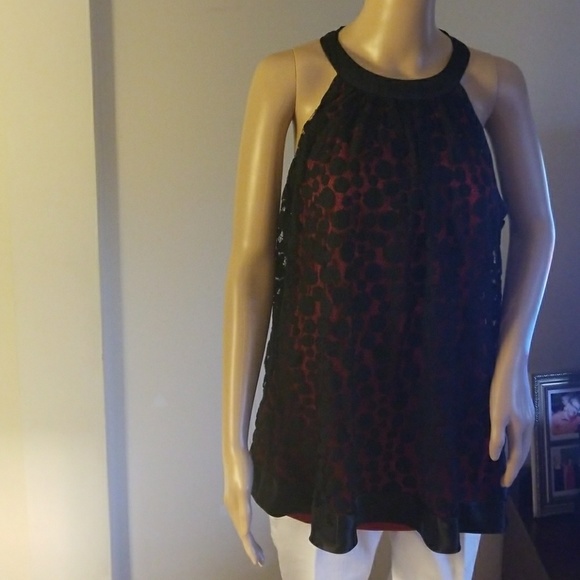 NICOLE Tops - NICOLE SLEEVELESS BLACK AND RED BLOUSE